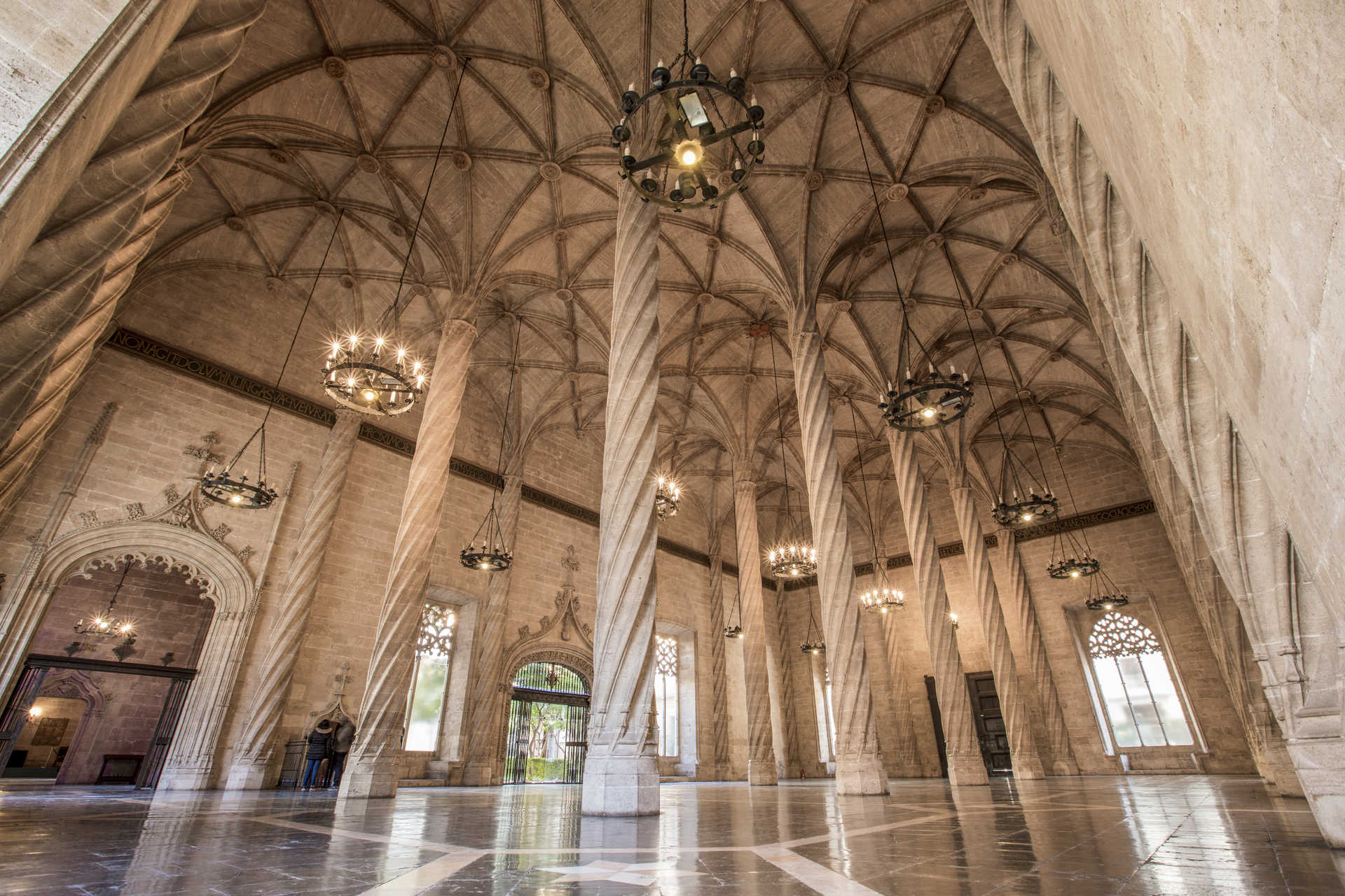 La Lonja de la Seda — foto 3